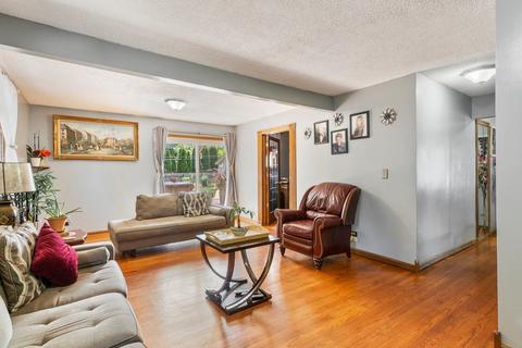 329 E Turner Ave, Roselle, IL 60172 photo 11
