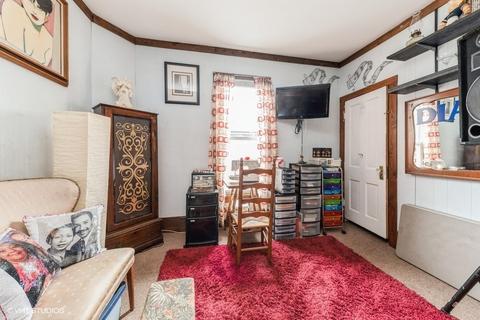 1046 Morton Ave, Elgin, IL 60120 photo 8