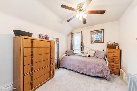 1046 Morton Ave, Elgin, IL 60120 photo 7