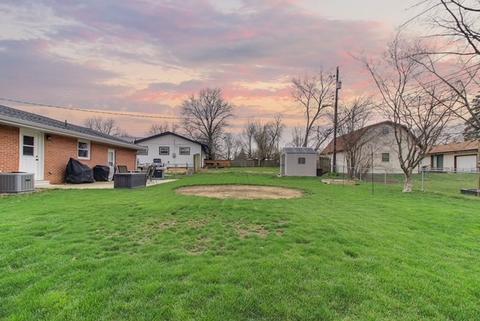28 Hawthorne Dr, Normal, IL 61761 photo 29