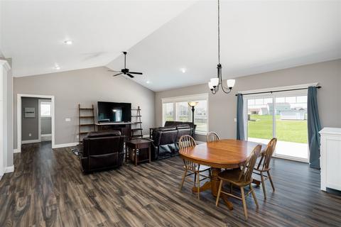 32 River Run, Downs, IL 61736 photo 12