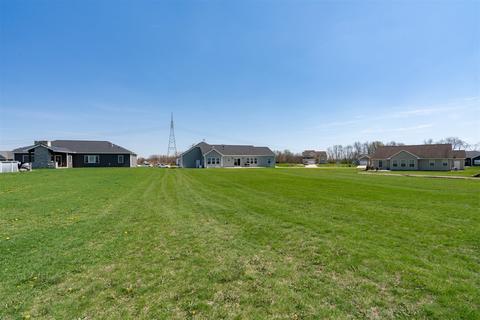 32 River Run, Downs, IL 61736 photo 36