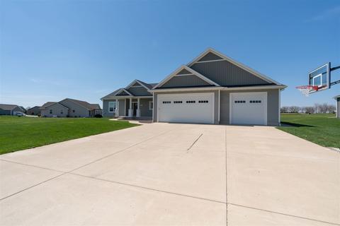 32 River Run, Downs, IL 61736 photo 28