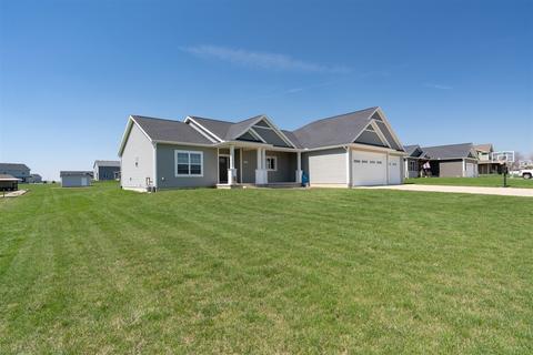 32 River Run, Downs, IL 61736 photo 26