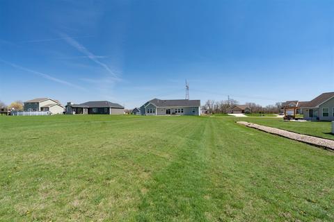 32 River Run, Downs, IL 61736 photo 34