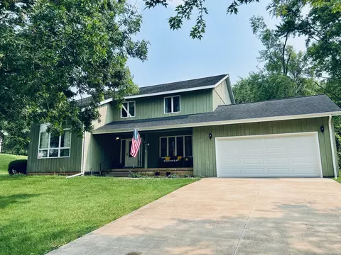 1365 Treasure Ln, White Heath, IL 61884