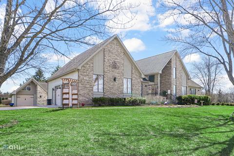 1619 Charnbrook Dr, Johnsburg, IL 60051 photo 2