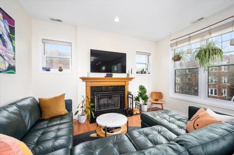 1423 W Argyle St #2N, Chicago, IL 60640 photo 7