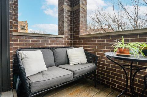 1423 W Argyle St #2N, Chicago, IL 60640 photo 11