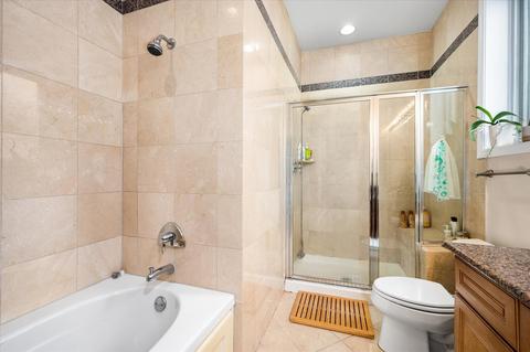 1423 W Argyle St #2N, Chicago, IL 60640 photo 16