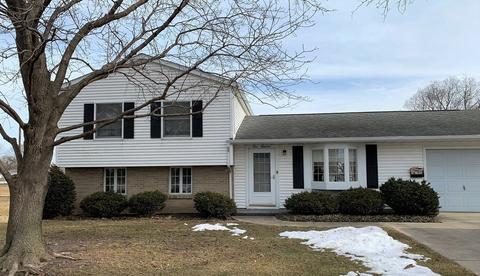 100 Fairview Dr, Morrison, IL 61270 photo 1