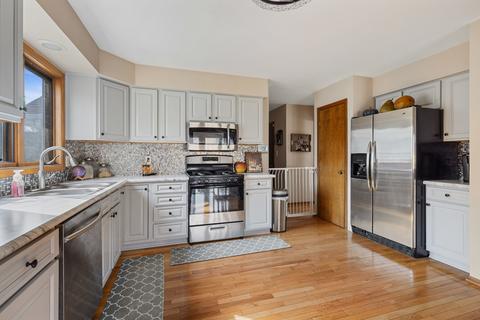 3420 W Lorient Dr, Mchenry, IL 60050 photo 13