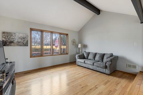 3420 W Lorient Dr, Mchenry, IL 60050 photo 9