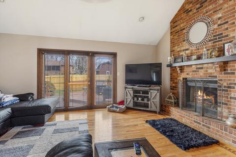 3420 W Lorient Dr, Mchenry, IL 60050 photo 11