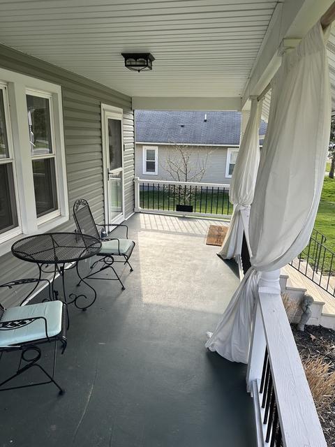 507 E Pine St, Le Roy, IL 61752 photo 7