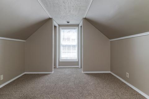 902 E Chestnut St, Bloomington, IL 61701 photo 15