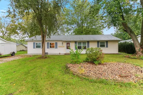 385 N Walker St, Braidwood, IL 60408