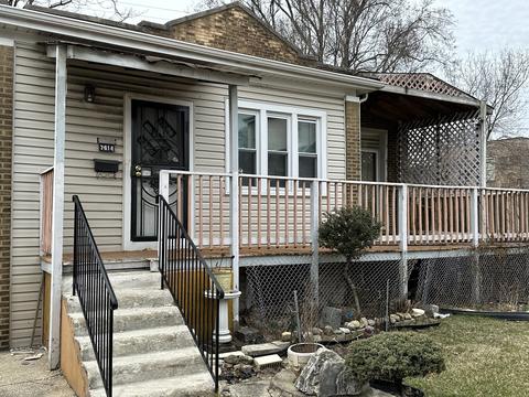 7614 S Champlain Ave, Chicago, IL 60619 photo 2