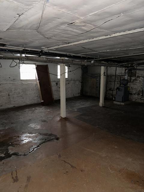 7614 S Champlain Ave, Chicago, IL 60619 photo 11