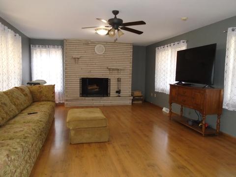 303 E Cleveland St, Spring Valley, IL 61362 photo 5