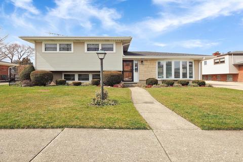 2164 Westview Dr, Des Plaines, IL 60018 photo 1