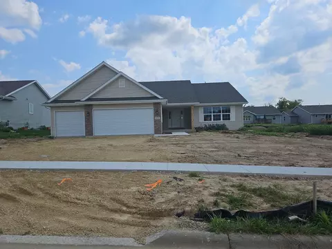 438 Blue Spruce Dr, Poplar Grove, IL 61065