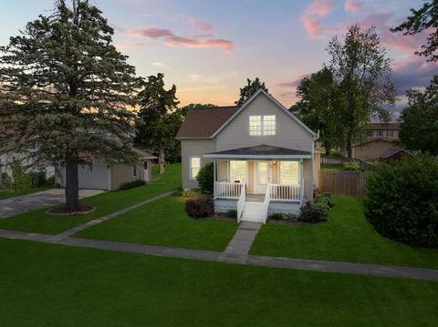 105 E Douglas St, Carlock, IL 61725