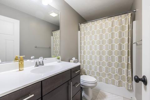 1033 Decoy Ct, Normal, IL 61761 photo 5