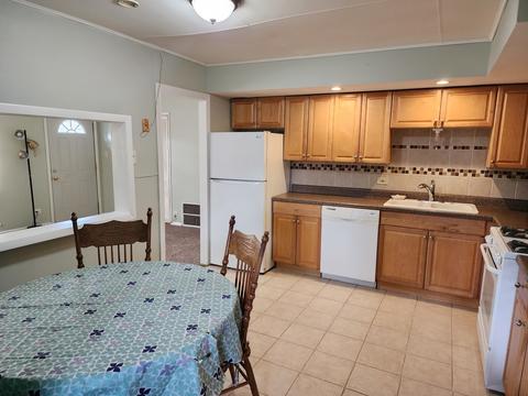 16855 Artesian Ave, Hazel Crest, IL 60429 photo 4