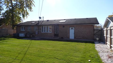 7048 Dover St, Bridgeview, IL 60455 photo 22
