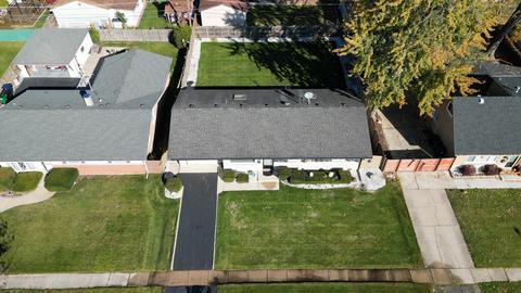 7048 Dover St, Bridgeview, IL 60455 photo 16