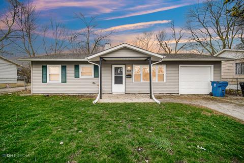 170 W 157th St, Harvey, IL 60426