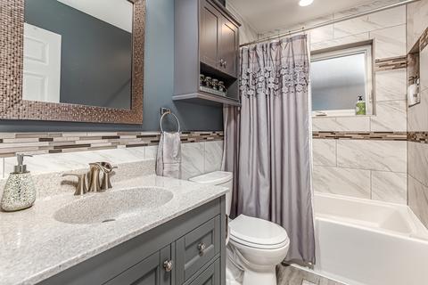 8607 Massasoit Ave, Burbank, IL 60459 photo 9