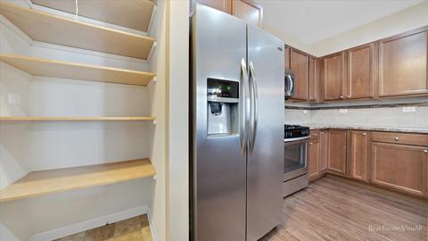 3606 Daisy Ln, Elgin, IL 60124 photo 9
