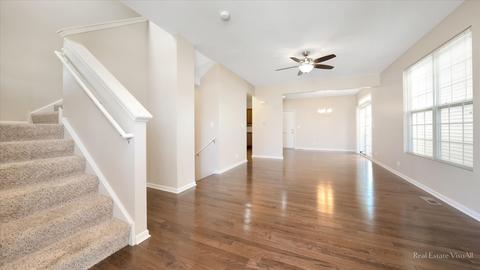3606 Daisy Ln, Elgin, IL 60124 photo 3