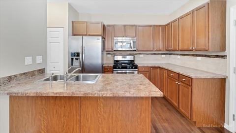 3606 Daisy Ln, Elgin, IL 60124 photo 7