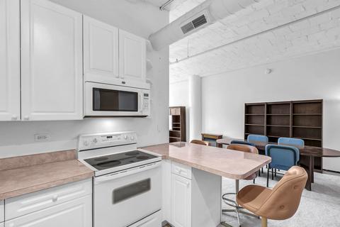 801 S Wells St #907, Chicago, IL 60607 photo 9
