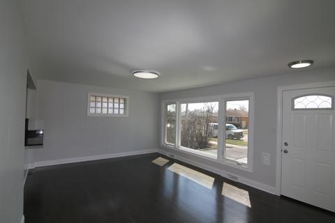5536 W Hawthorne Ave, Berkeley, IL 60163 photo 10