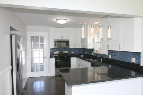 5536 W Hawthorne Ave, Berkeley, IL 60163 photo 6
