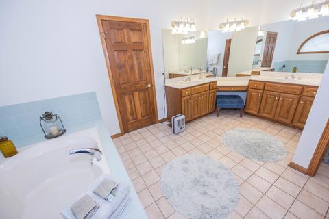 2411 Monterey Dr, Plainfield, IL 60586 photo 24