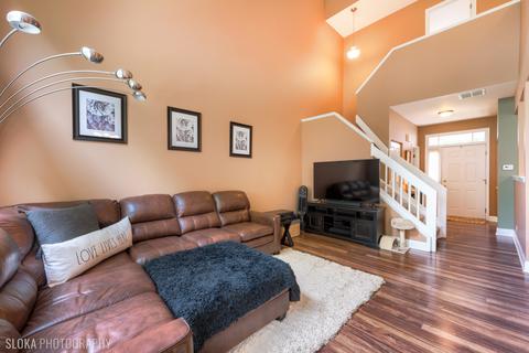 1333 Providence Cir, Elgin, IL 60120 photo 4
