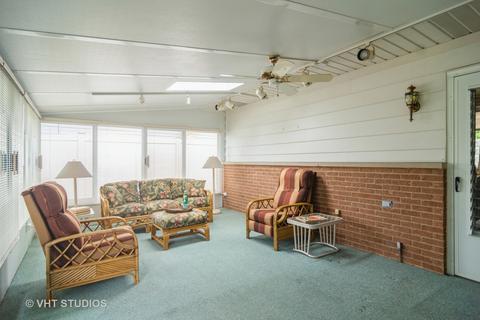 174 Lance Dr, Des Plaines, IL 60016 photo 25