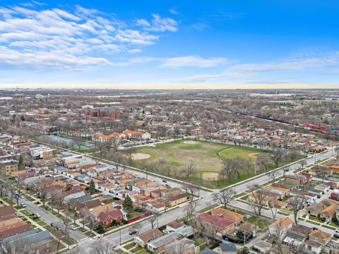 376 E 87th Pl, Chicago, IL 60619 photo 17