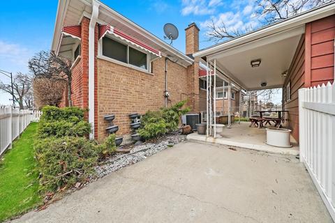 376 E 87th Pl, Chicago, IL 60619 photo 10