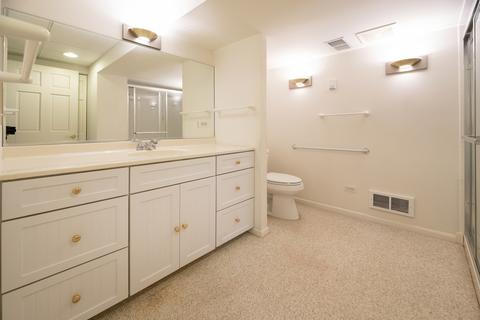 1646 Pebble Beach Dr, Hoffman Estates, IL 60169 photo 14