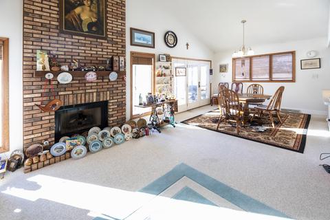 1646 Pebble Beach Dr, Hoffman Estates, IL 60169 photo 4