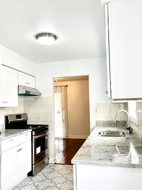 6138 Willowhill Rd #D, Willowbrook, IL 60527 photo 6