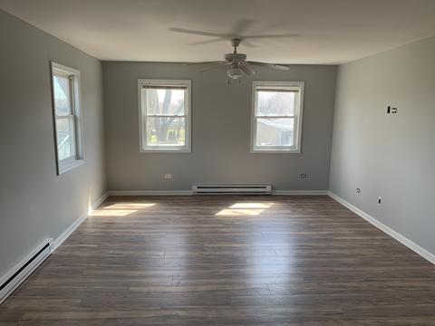 2012 Oak Dr, Mchenry, IL 60050 photo 3