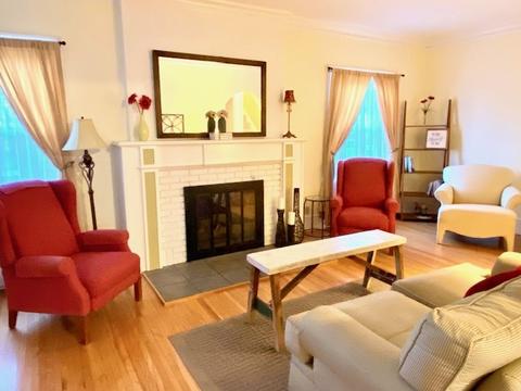 728 E 3rd St, Dixon, IL 61021 photo 2