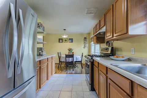 1806 Diana Ave, Champaign, IL 61821 photo 11